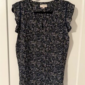 LOFT Outlet Women's Navy Floral Top